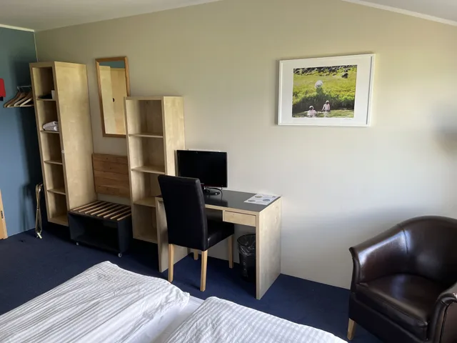 غرفة قياسية بسرير كوين بحمام خاص، Hotel Natur - Leifshus 5/6