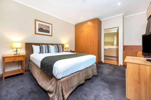 استوديو بسرير كوين، Comfort Inn and Suites Sombrero Adelaide 3/9