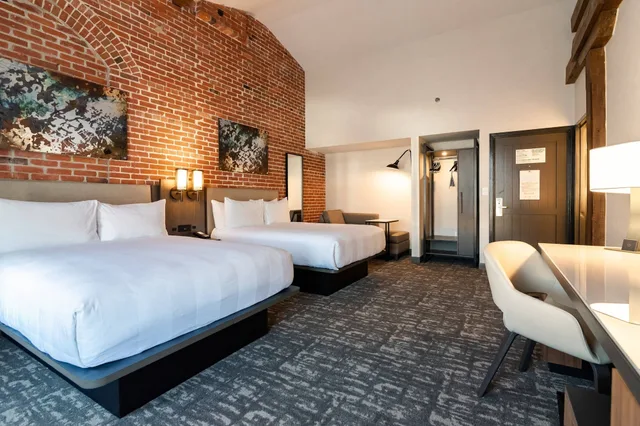 غرفة بسريرين كوين، Marriott Columbus 4/19