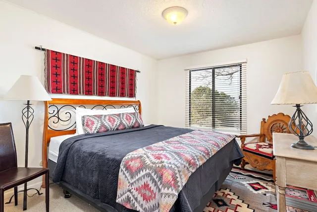 1 Bedroom, Condominium, Queen Bed، Fort Marcy Hotel Suites 8/10