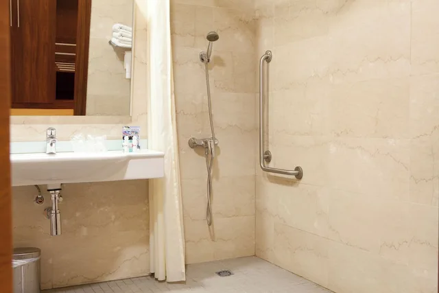 غرفة بسرير مزدوج أو سريرين منفصلين، Hotel Riscal 6/8