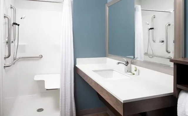 غرفة أساسية بسرير كوين لذوي الإعاقة، WoodSpring Suites Round Rock - Austin North 5/5