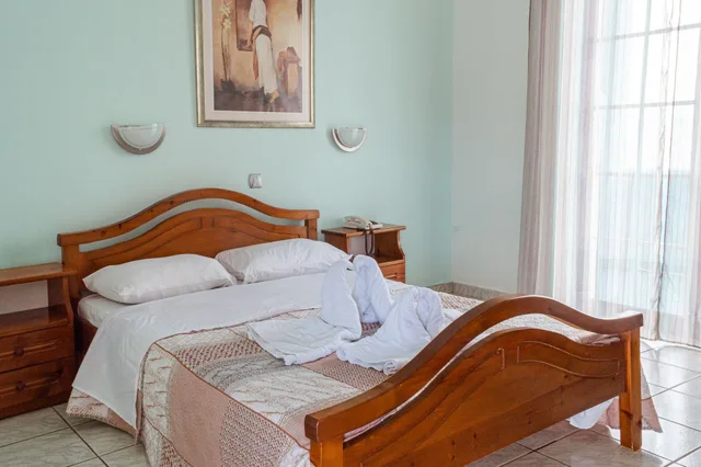 غرفة بسرير مزدوج أو سريرين منفصلين، Hotel-Mistral Aegina 2/8