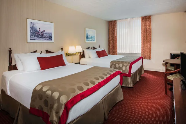 غرفة ديلوكس بسريرين كوين، Ramada by Wyndham Ligonier 2/3