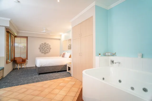 Spa, Suite, King Bed، Ballina Beach Resort 2/2