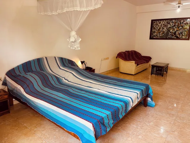غرفة قياسية بسرير كينج بشرفة، Raja Beach Hotel 1/10