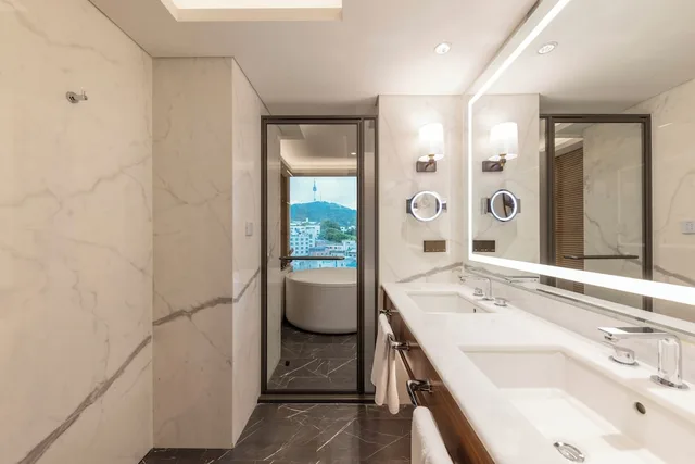 غرفة عائلية بسرير كينج وسرير كوين وسرير بطابقين، The Ambassador Seoul - A Pullman Hotel 6/6