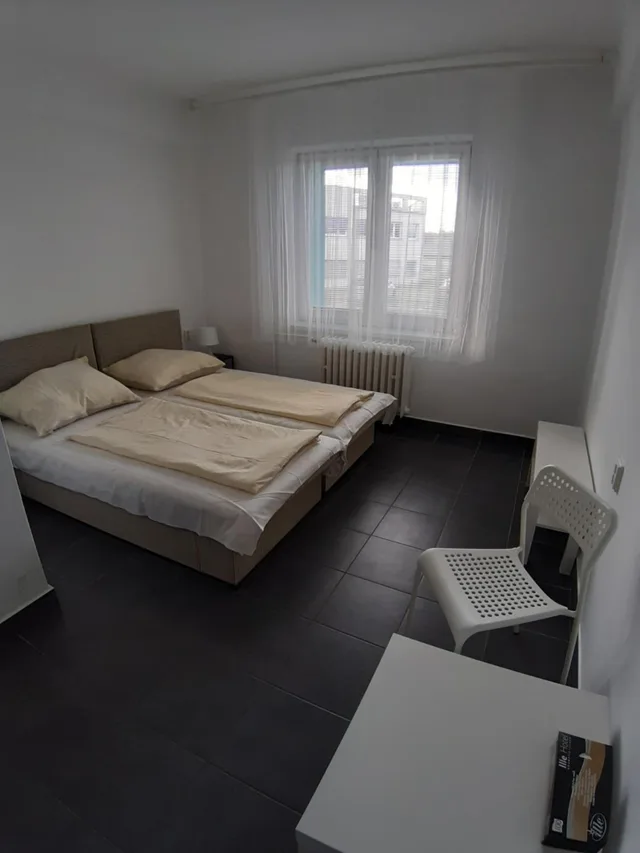 غرفة بسرير مزدوج بحمام خاص، Hotelak Martinov 2/10