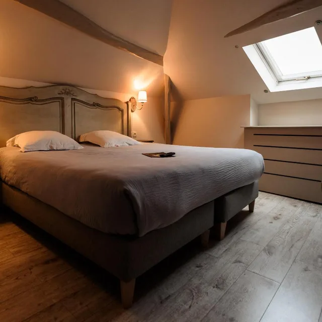 غرفة ثلاثية، Hotel the Originals Les Poemes de Chartres 4/10