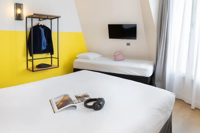 غرفة قياسية ثلاثية بسريرين منفصلين مع أريكة، Ibis Styles Paris Nation Porte de Montreuil 9/10
