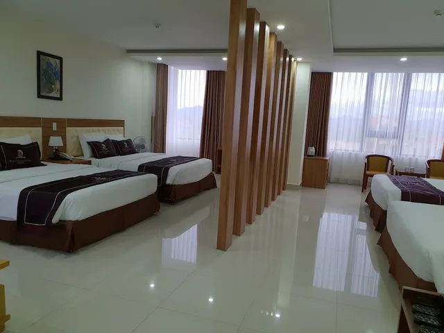 غرفة متصلة بسريرين مزدوجين وسريرين مزدوجين، Phu Cuong Beach Hotel 6/7