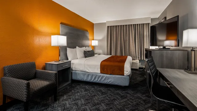 غرفة قياسية بسرير كينج، Best Western Plus St. Augustine I-95 6/10