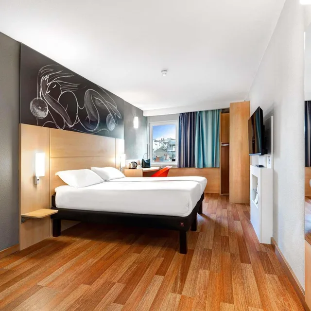 Room, Single Bed, Ibis Brighton City Centre Station 1/10