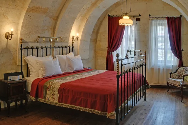 Cave, Honeymoon, Suite, Double Bed، Dere Suites 1/9