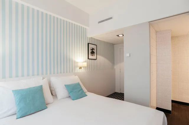 Deluxe, Double or Twin Bed, Leopold Hotel Ostend 4/10