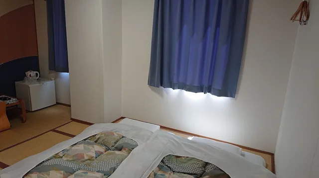 غرفة يابانية بفرشتي فوتون، Business Hotel Hayashiso 1/2