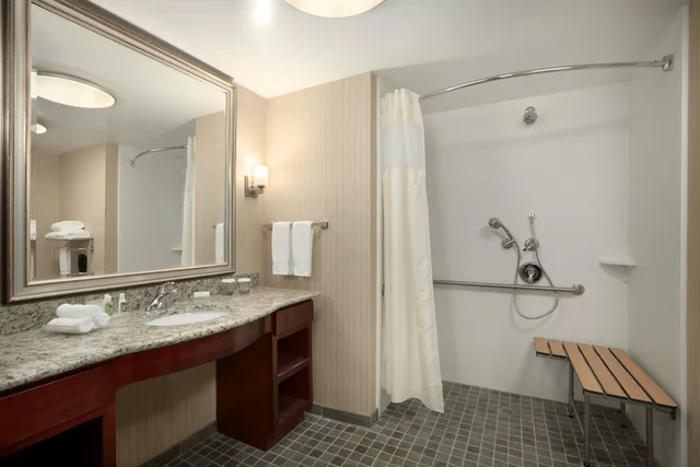 Study, King Bed, Accessible، Homewood Atlantic City West/Egg Harbor Twp. 2/2