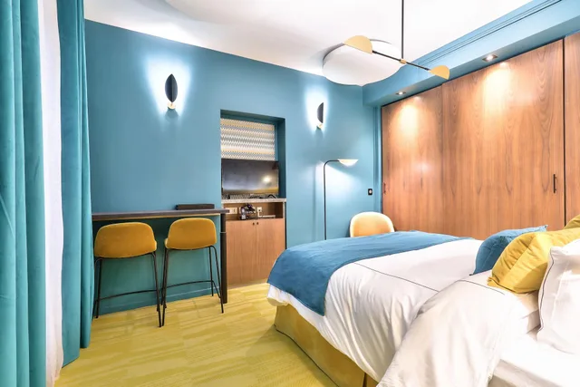 غرفة ديلوكس بسريرين مزدوجين، Hotel 33 Marbeuf 1/1