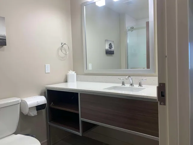 جناح بسريرين كوين، Best Western Plus Horseheads Inn Suites 7/8