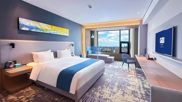 غرفة قياسية بسرير كينج في طابق مرتفع، Holiday Inn Express Liaocheng Chiping 1/3