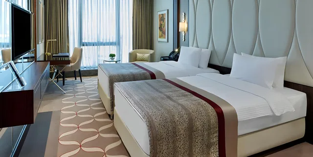 Suite, 2 Queen Beds, Elite World Grand Istanbul Basin Ekspres Hotel 2/3