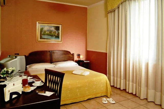 غرفة اقتصادية بسرير كوين، Green Park Hotel 5/10