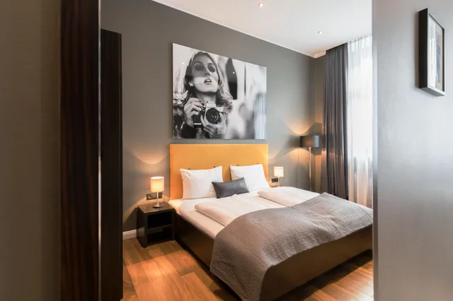 غرفة قياسية، Hotel AMANO Dusseldorf 1/2