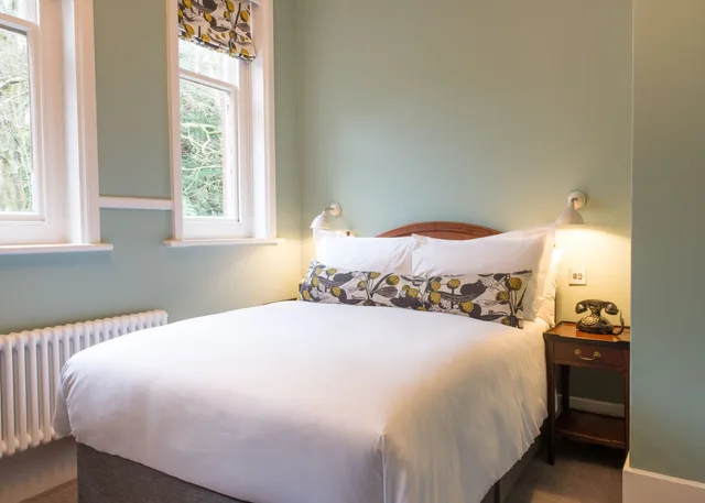غرفة مريحة مفردة بسرير مزدوج، Burley Manor 1/1