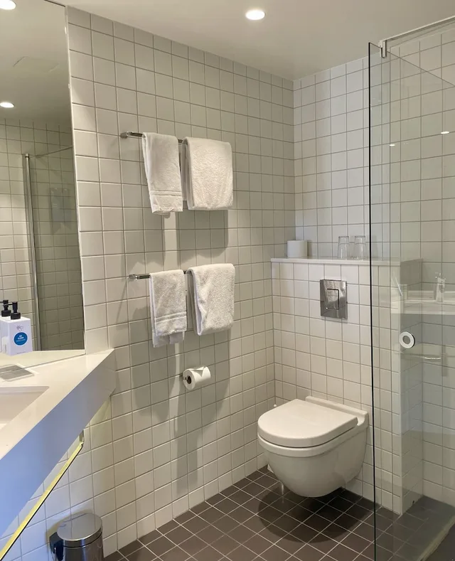 غرفة سوبيريور بسريرين منفصلين مع أريكة، Quality Globe Hotel 5/5
