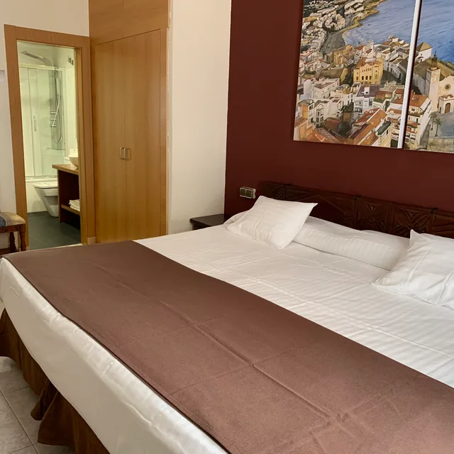 غرفة قياسية بسرير مزدوج أو سريرين منفصلين، Hotel Galeon 1/3