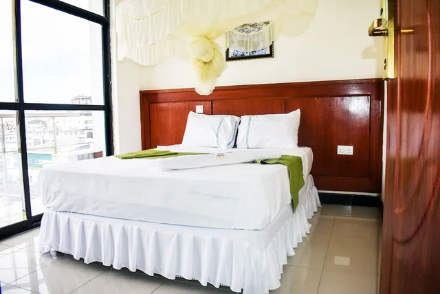شقة بسرير مزدوج وسرير بطابقين بغرفتي نوم، Sheratton Regency Hotel 1/1