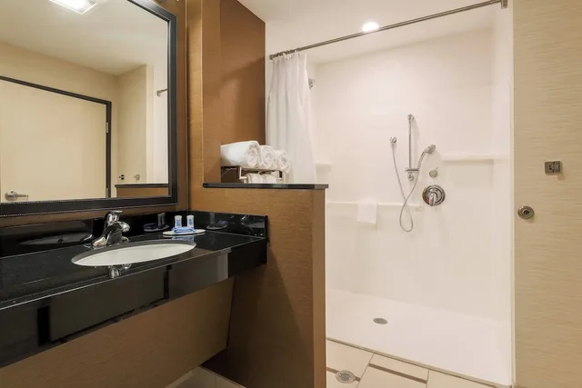 Studio, Multiple Beds, Accessible، FAIRFIELD INN & SUITES COTULLA 3/3