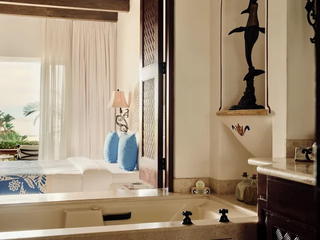 جناح بسرير كينج وسريرين كوين بإطلالة على الحديقة بغرفتي نوم، Las Ventanas Al Paraiso, A Rosewood Resort 4/8