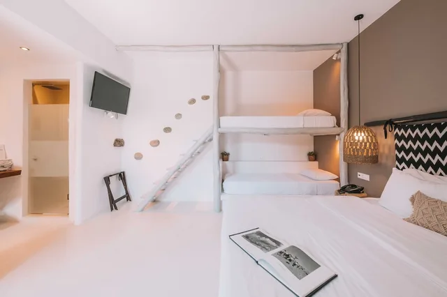 1 Bedroom, Friends and Family, Family, Terrace، My Mykono Boutique by Mr and Mrs White 6/10