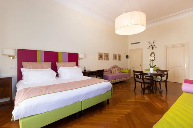 Junior Suite, Double and Twin Beds, French Balcony، Palazzo Marziale 4/10