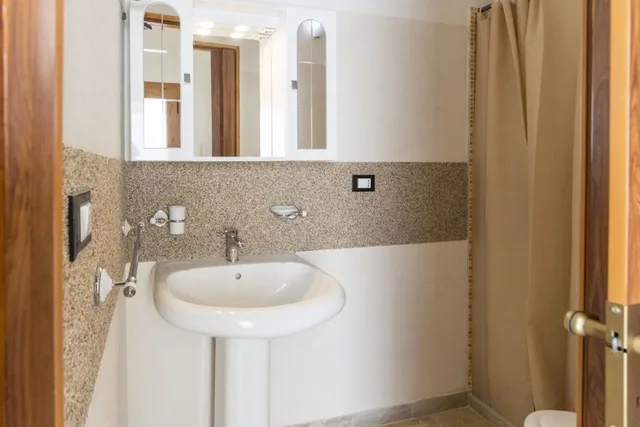 غرفة بسرير كوين، B&B Corte Antica 7/10
