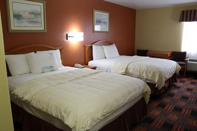 غرفة بسريرين كوين، Days Inn by Wyndham Lumberton 5/9