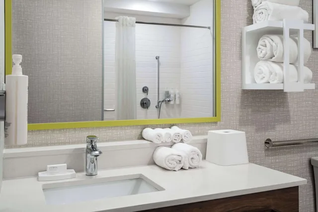 استوديو بسريرين كوين مع أريكة لذوي الإعاقة، Hampton Inn Pikeville 5/10