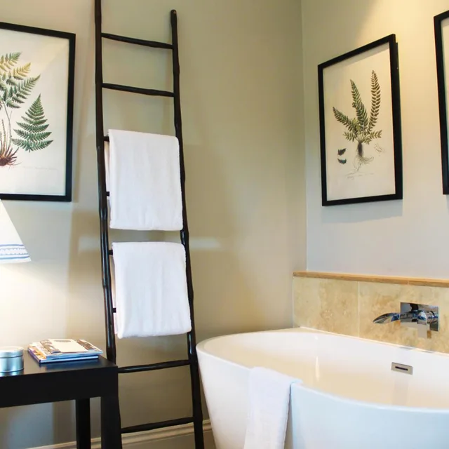غرفة ديلوكس بسرير مزدوج بحوض استحمام، Bowood Hotel and Spa 8/8