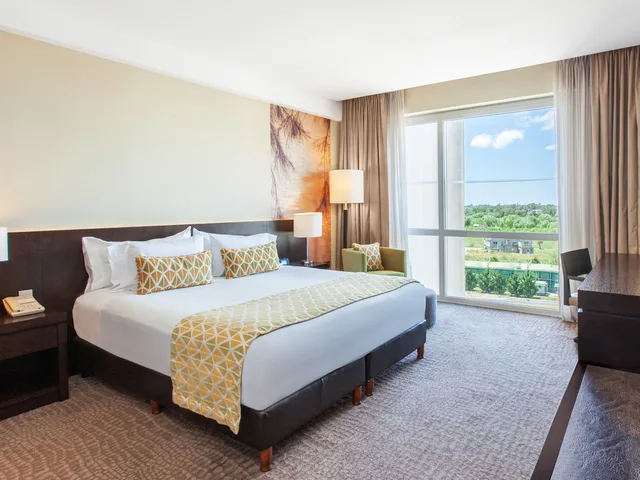 جناح جونيور بشرفة، Wyndham Nordelta Tigre Buenos Aires 1/2