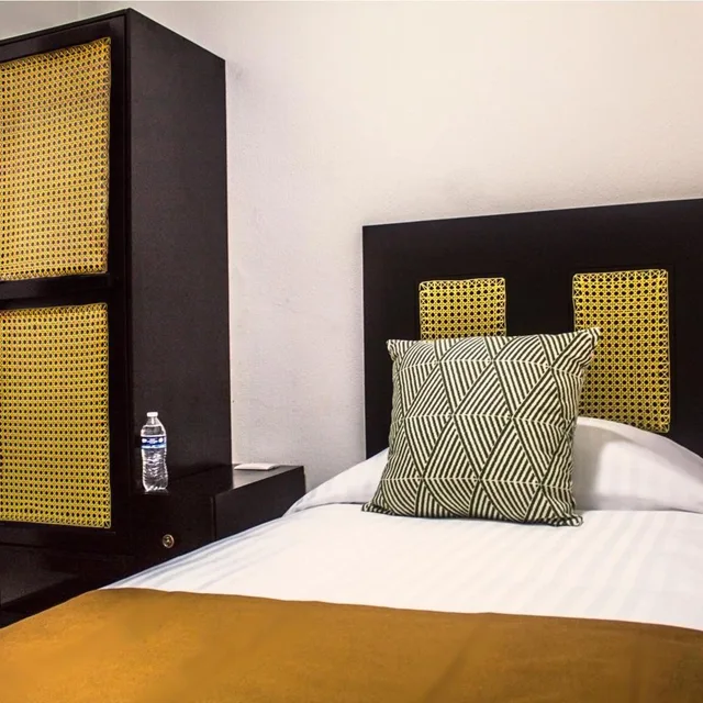 غرفة مفردة، Hotel Mucara 1/2