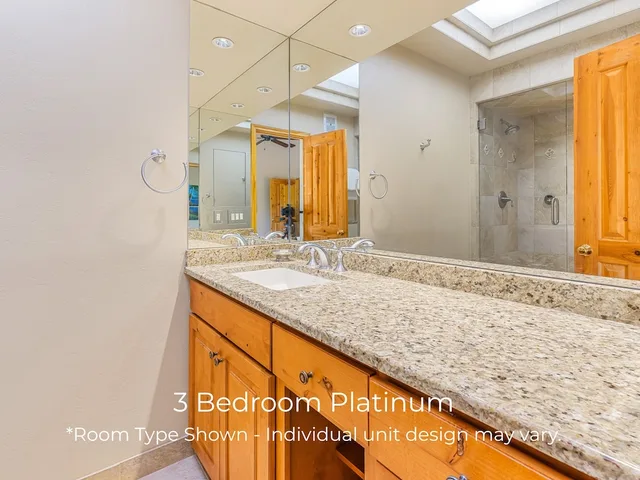 3 Bedrooms, Platinum، Top of the Village - Destination Hotels & Resorts 10/10