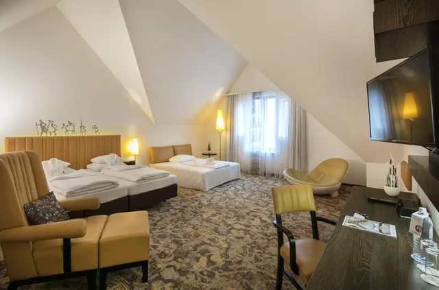 Room, Double Bed, ARCOTEL Camino Stuttgart 1/1