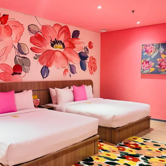غرفة ديلوكس بسرير كينج، Yellow Bee Resort Cililitan 5/10