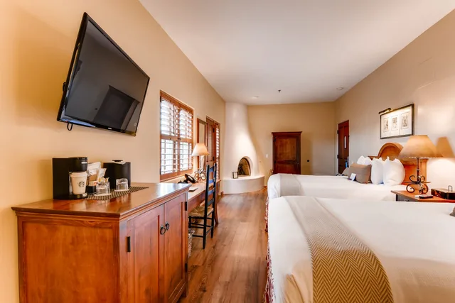 غرفة كلاسيكية بسريرين كوين، Old Santa Fe Inn 1/8