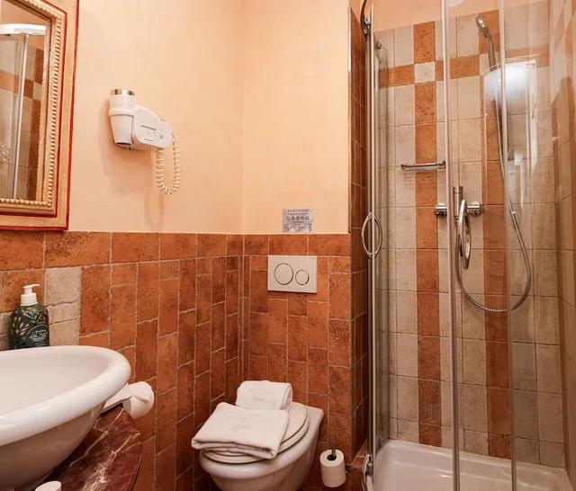 غرفة تقليدية بسريرين منفصلين، Hotel Eze Hermitage 3/3