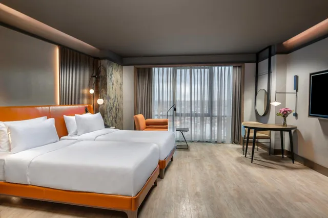Superior, Twin Beds, City Side، Movenpick Hotel Istanbul Marmara Sea 1/5