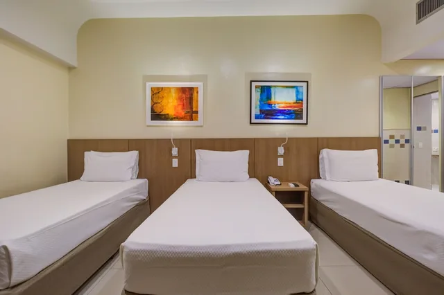 Deluxe, Triple, 3 Beds, No Window، Rio Aeroporto Hotel Galeao 2/4