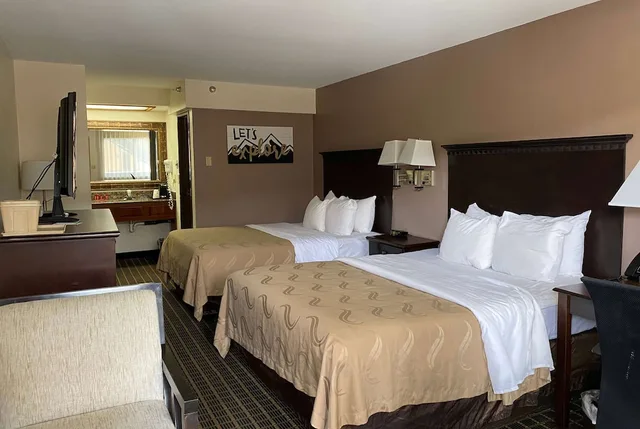 غرفة بسريرين كوين يُسمح فيها بالحيوانات الأليفة، Wingate by Wyndham Gunnison Near Western Colorado University 5/10