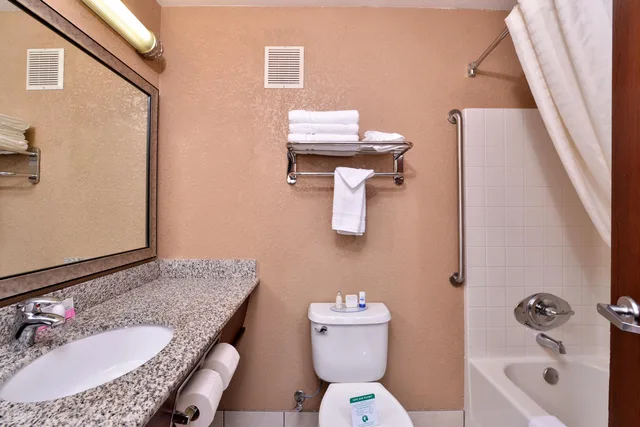 غرفة بسريرين كوين لذوي الإعاقة، Best Western Wilsonville Inn & Suites 4/4